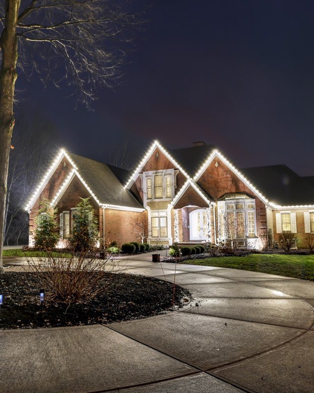 Christmas lights Cedar Hill